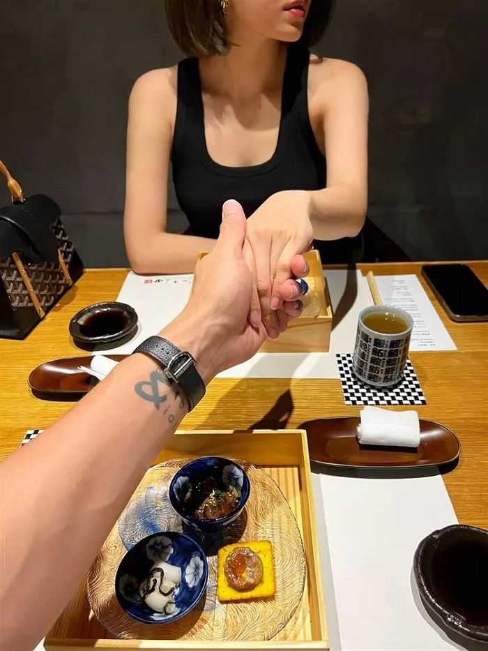 Vĩnh Thụy công khai người yêu xinh đẹp Vĩnh Thụy công khai người yêu xinh đẹp