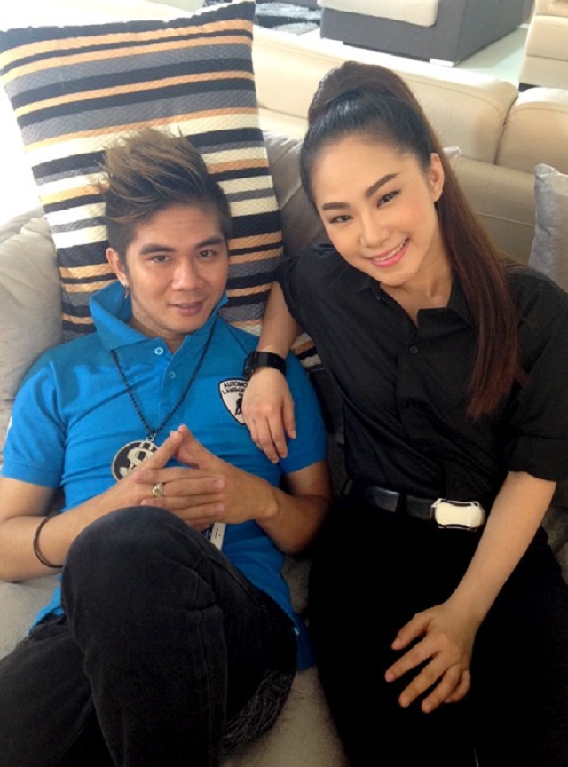 Khánh Đơn và Lương Bích Hữu thời còn mặn nồng Khánh Đơn và Lương Bích Hữu thời còn mặn nồng