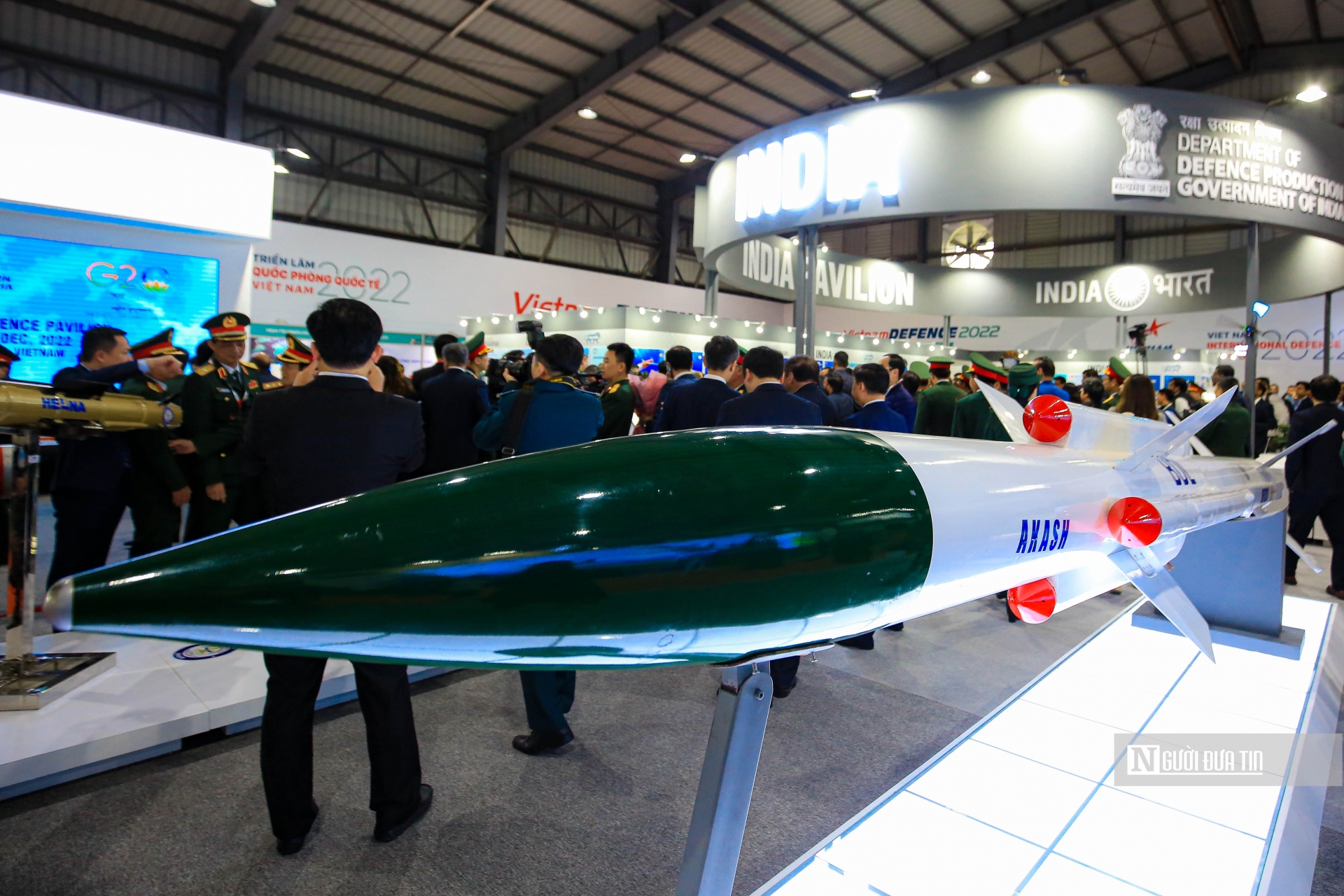 Các loại đầu đạn hiện đại được trưng bày tại triển lãm.