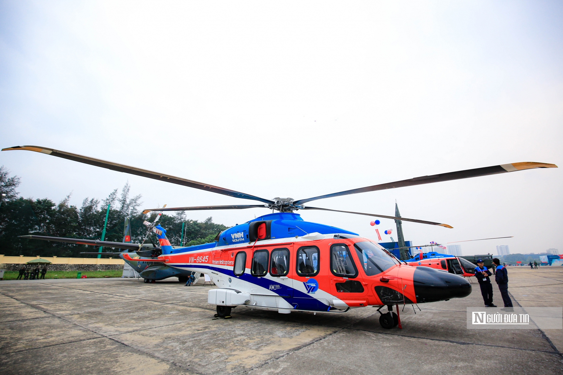 Theo thông tin từ ban tổ chức, triển lãm thu hút hơn 170 đơn vị, doanh nghiệp đến từ 30 quốc gia trên thế giới trưng bày các phương tiện chiến đấu, giải pháp công nghệ, vũ khí, trang bị sử dụng cho lực lượng hải quân, lục quân, phòng không - không quân, tác chiến không gian mạng và các trang thiết bị hậu cần, kỹ thuật.