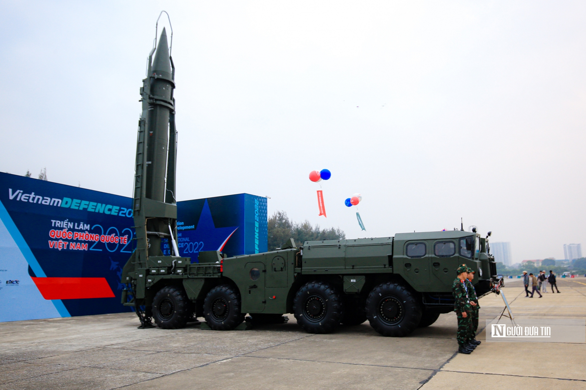 Tên lửa đất đối đất R-17E được trưng bày tại triển lãm.