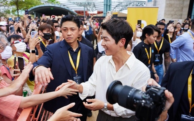 Bất ngờ với khối tài sản 'khủng' của Song Joong Ki sau 3 năm ly hôn Song Hye Kyo - Ảnh 4 Bất ngờ với khối tài sản 'khủng' của Song Joong Ki sau 3 năm ly hôn Song Hye Kyo - Ảnh 4
