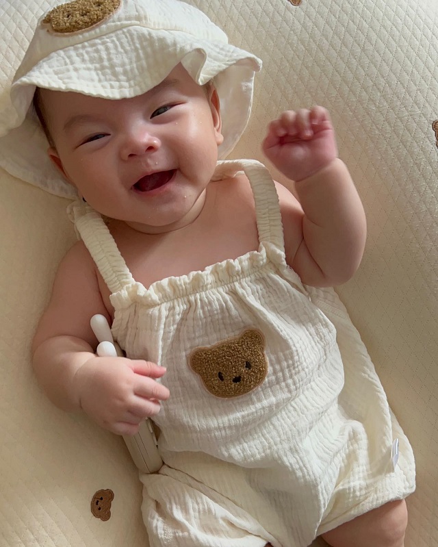 Phạm Quỳnh Anh nhất quyết giấu mặt tình mới nhưng nhìn con gái út lại khiến CDM liên tưởng 2 người - Ảnh 3