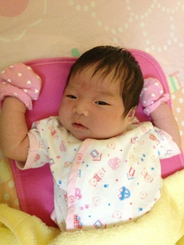 Hình ảnh hiếm hoi về bé An An Hình ảnh hiếm hoi về bé An An