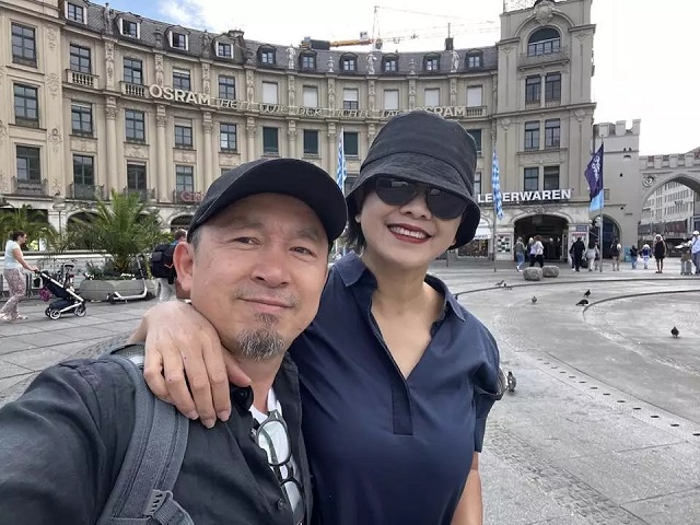 Nhạc sĩ Quốc Trung hiếm hoi khoe ảnh vợ mới, bất ngờ phản ứng của diva Thanh Lam - Ảnh 1 Nhạc sĩ Quốc Trung hiếm hoi khoe ảnh vợ mới, bất ngờ phản ứng của diva Thanh Lam - Ảnh 1