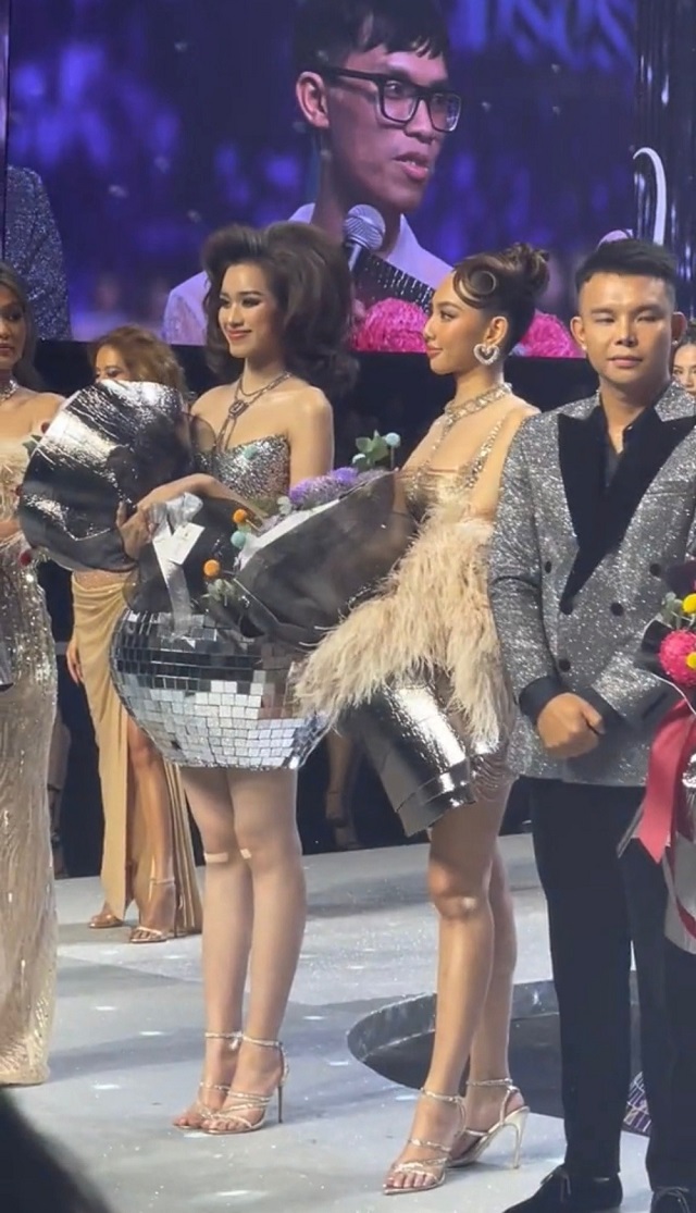 Đỗ Thị Hà vừa hết nhiệm kỳ đã gặp ngay tình huống khó, cách xử lý được khen - Ảnh 4 Đỗ Thị Hà vừa hết nhiệm kỳ đã gặp ngay tình huống khó, cách xử lý được khen - Ảnh 4