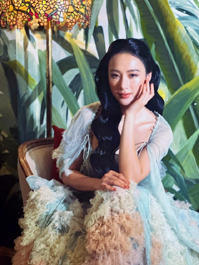 Angela Phương Trinh có quyết định táo bạo để dọn đường trở lại showbiz: CDM đứng ngồi không yên - Ảnh 4 Angela Phương Trinh có quyết định táo bạo để dọn đường trở lại showbiz: CDM đứng ngồi không yên - Ảnh 4