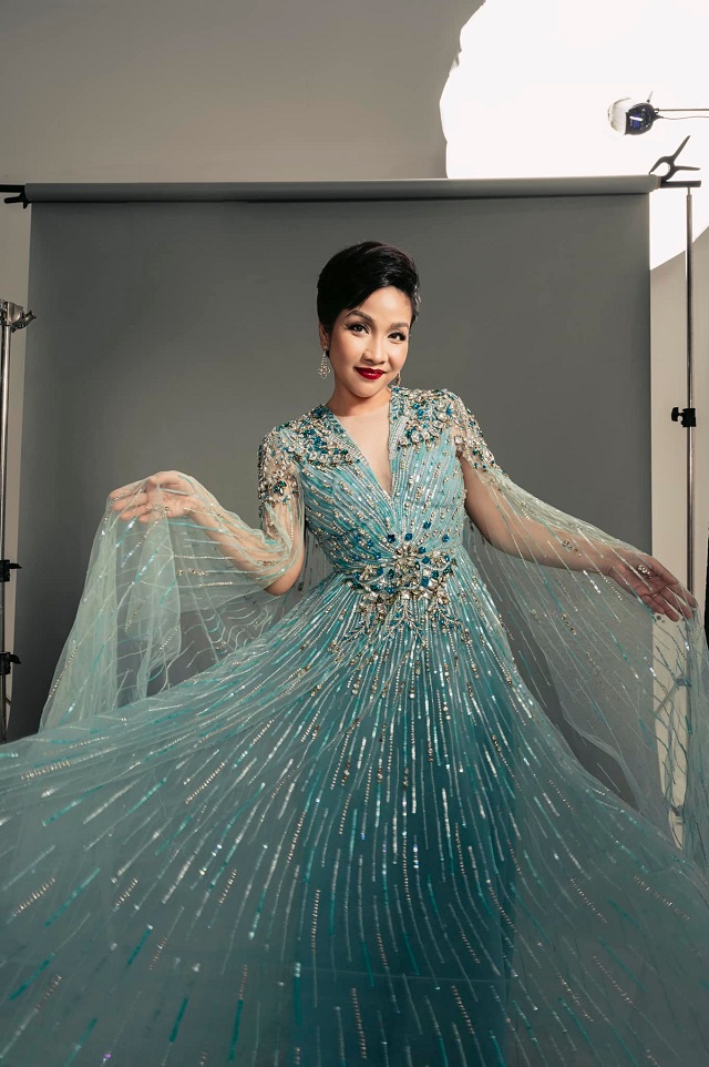 Diva Mỹ Linh kỷ niệm ngày cưới, tiết lộ bất ngờ về kế hoạch nghỉ hưu - Ảnh 1 Diva Mỹ Linh kỷ niệm ngày cưới, tiết lộ bất ngờ về kế hoạch nghỉ hưu - Ảnh 1