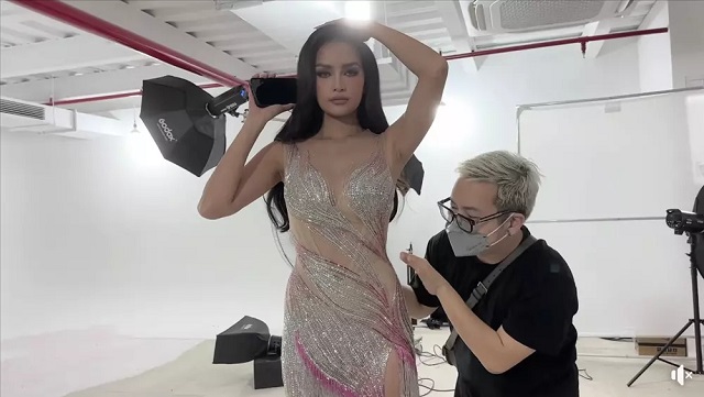 Ngọc Châu quyết tất tay đoạt vương miện trước giờ G: Được ăn cả, ngã về Việt Nam - Ảnh 1 Ngọc Châu quyết tất tay đoạt vương miện trước giờ G: Được ăn cả, ngã về Việt Nam - Ảnh 1