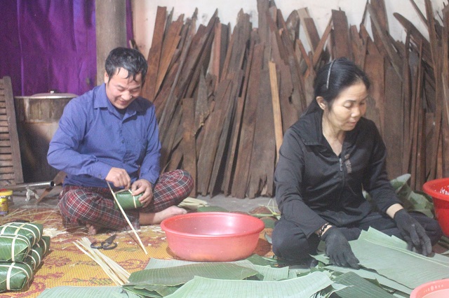Năm 2008, làng bún bánh Vĩnh Hòa, xóm 9, xã Hợp Thành, huyện Yên Thành, tỉnh Nghệ An được công nhận là làng nghề. Mặc dù được công nhận là làng nghề nhưng người dân ở đây vẫn bám ruộng, bám vườn làm ăn. Tuy nhiên, thu nhập chính của người dân nơi đây vẫn từ nghề gói bánh chưng. Nhờ nghề gói bánh chưng, nay cuộc sống của người dân đã đổi đời. Sản phẩm của làng từ lâu đã trở thành thương hiệu được người tiêu dùng ưa chuộng.