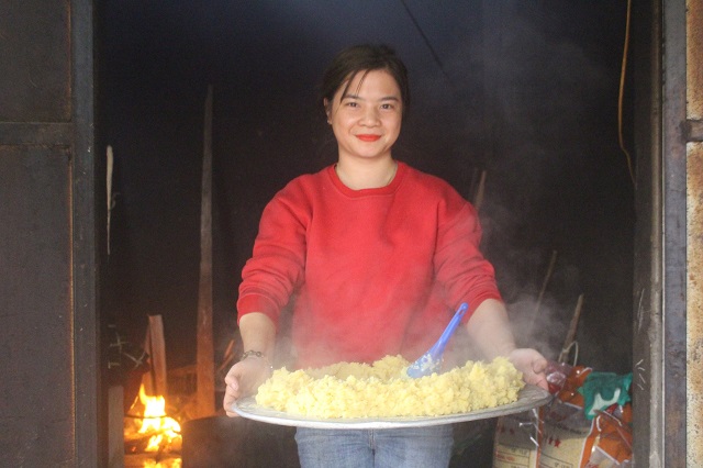 Theo người dân nơi đây, nhân bánh phải cân bằng tỉ lệ giữa đậu xanh, thịt ba chỉ ướp với gia vị để không gây cảm giác ngán cho người ăn tạo nên đặc trưng riêng chỉ có ở làng bánh này.