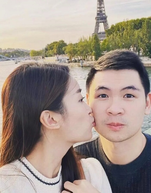 Hình ảnh thân mật hiếm hoi của vợ chồng Đỗ Mỹ Linh hậu kết hôn Hình ảnh thân mật hiếm hoi của vợ chồng Đỗ Mỹ Linh hậu kết hôn