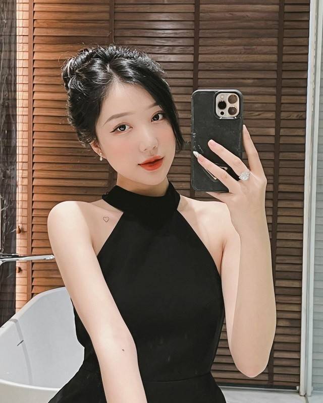 Tiktoker Bích Tuyền đột ngột qua đời ở tuổi 20 Tiktoker Bích Tuyền đột ngột qua đời ở tuổi 20