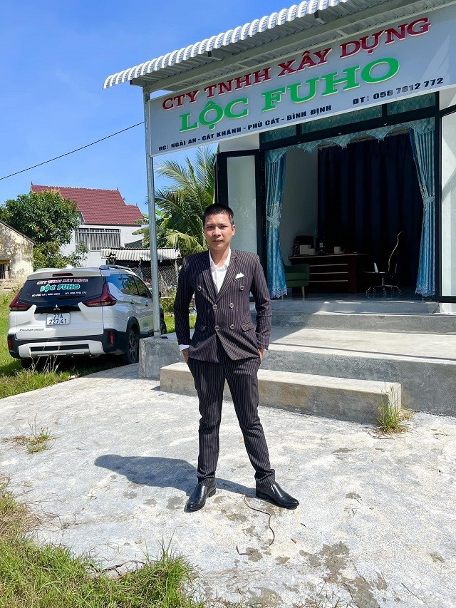 Lộc Foho trở thành anh phụ hồ thành công nhất Việt Nam: Học trò thi nhau vào chúc mừng thầy! Lộc Foho trở thành anh phụ hồ thành công nhất Việt Nam: Học trò thi nhau vào chúc mừng thầy!