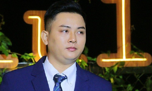 Hoài Lâm xuất hiện với diện mạo phát tướng gây tranh cãi Hoài Lâm xuất hiện với diện mạo phát tướng gây tranh cãi