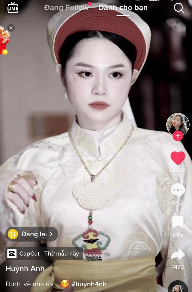 Huỳnh Anh bất ngờ hóa cô Đồng sau 2 năm chia tay Quang Hải, nhan sắc gây ngỡ ngàng 6