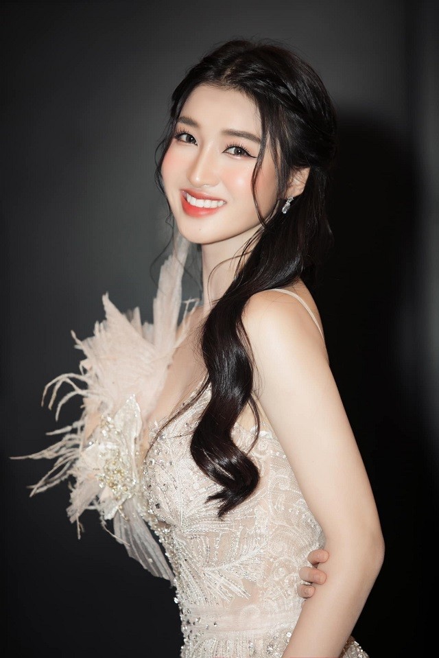 Á hậu Phương Nhi thời tới cản không kịp, tiếp tục nhận thêm tin cực vui: CDM liên tục đồn đoán! - Ảnh 2 Á hậu Phương Nhi thời tới cản không kịp, tiếp tục nhận thêm tin cực vui: CDM liên tục đồn đoán! - Ảnh 2