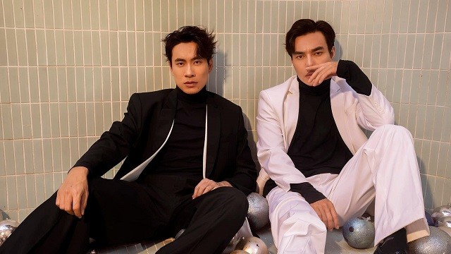 Lê Dương Bảo Lâm cực ngầu vẫn khó 'chặt đẹp' Kiều Minh Tuấn, bộ ảnh nam thần khiến dân tình cười ngất - Ảnh 4 Lê Dương Bảo Lâm cực ngầu vẫn khó 'chặt đẹp' Kiều Minh Tuấn, bộ ảnh nam thần khiến dân tình cười ngất - Ảnh 4