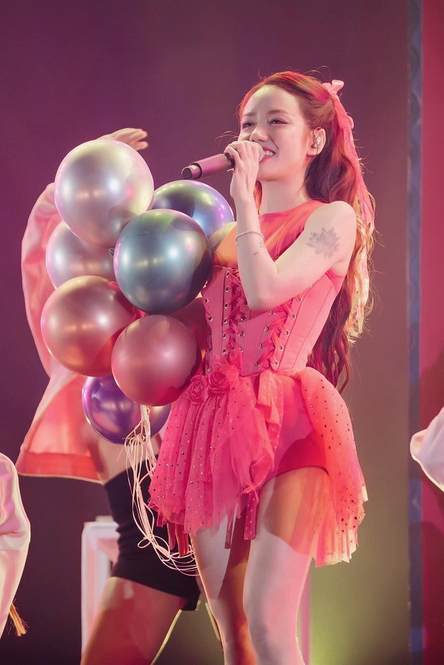 Phương Ly khoe nhan sắc kẹo ngọt chưa từng sa sút phong độ, U40 mà quá đỉnh! - Ảnh 5