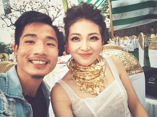 'Cô dâu 200 cây vàng' ở Nam Định lộ cuộc sống hiện tại sau 4 năm dậy sóng cõi mạng 1 'Cô dâu 200 cây vàng' ở Nam Định lộ cuộc sống hiện tại sau 4 năm dậy sóng cõi mạng 1