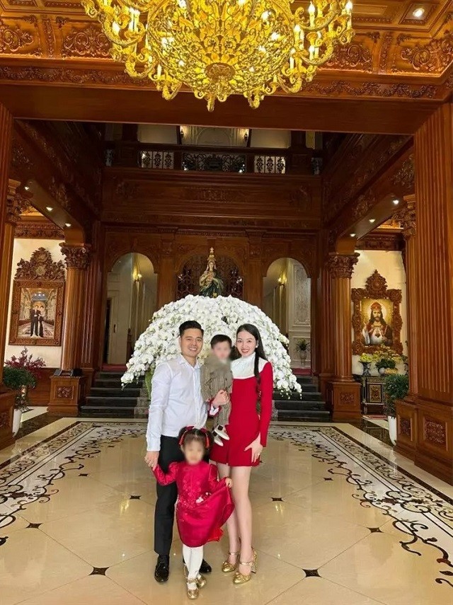 'Cô dâu 200 cây vàng' ở Nam Định lộ cuộc sống hiện tại sau 4 năm dậy sóng cõi mạng 6 'Cô dâu 200 cây vàng' ở Nam Định lộ cuộc sống hiện tại sau 4 năm dậy sóng cõi mạng 6