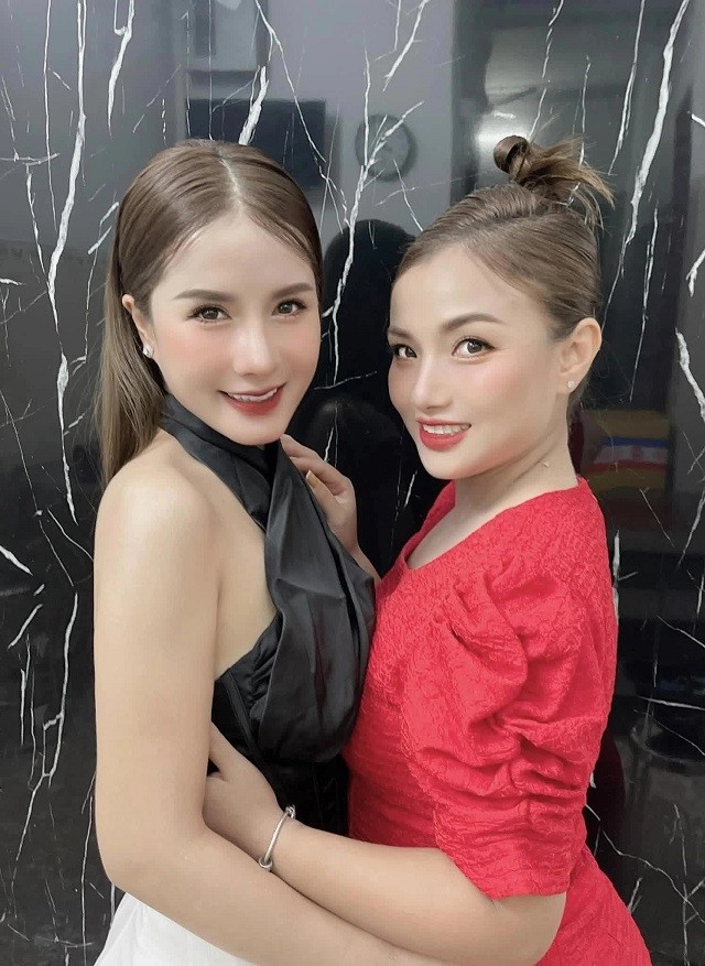 Quỳnh Trần JP 'quay xe' tuyên bố thẳng Bà Nhân Vlog 'sai quá sai' hậu bị CDM làm căng 1 Quỳnh Trần JP 'quay xe' tuyên bố thẳng Bà Nhân Vlog 'sai quá sai' hậu bị CDM làm căng 1