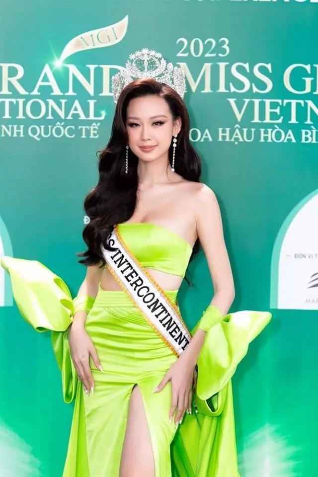 Bị nói cố tình 'chơi trội' trước 'hoa hậu của hoa hậu' Isabella Menin, Bảo Ngọc lên tiếng nói thẳng - Ảnh 1 Bị nói cố tình 'chơi trội' trước 'hoa hậu của hoa hậu' Isabella Menin, Bảo Ngọc lên tiếng nói thẳng - Ảnh 1