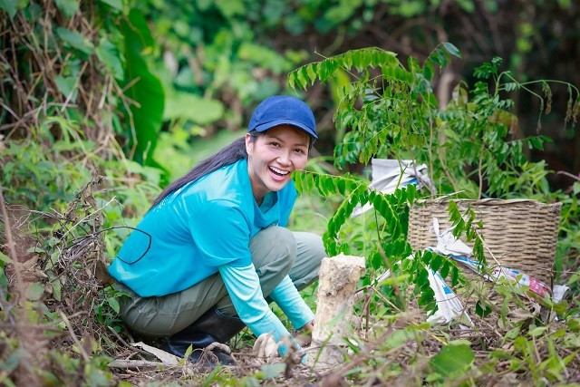 5 năm 'hào quang' sự nghiệp nhưng H'Hen Niê lại lận đận tình duyên 10 5 năm 'hào quang' sự nghiệp nhưng H'Hen Niê lại lận đận tình duyên 10