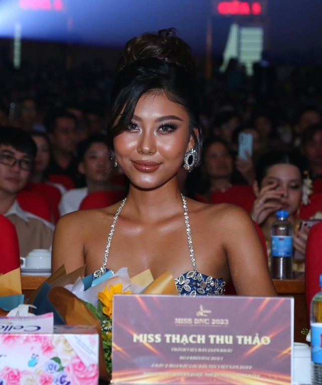Thạch Thu Thảo: Từ người đẹp đáng thương, đi thi quốc tế bị ngó lơ đến tin vui lớn Thạch Thu Thảo: Từ người đẹp đáng thương, đi thi quốc tế bị ngó lơ đến tin vui lớn
