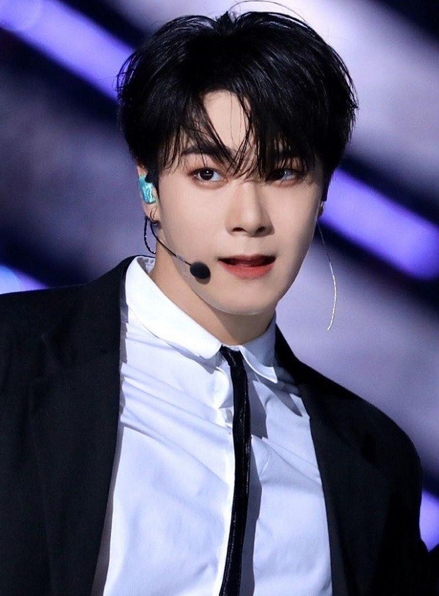 Xót xa những hình ảnh trước khi mãi mãi ra đi ở tuổi 25 của Moonbin 7 Xót xa những hình ảnh trước khi mãi mãi ra đi ở tuổi 25 của Moonbin 7