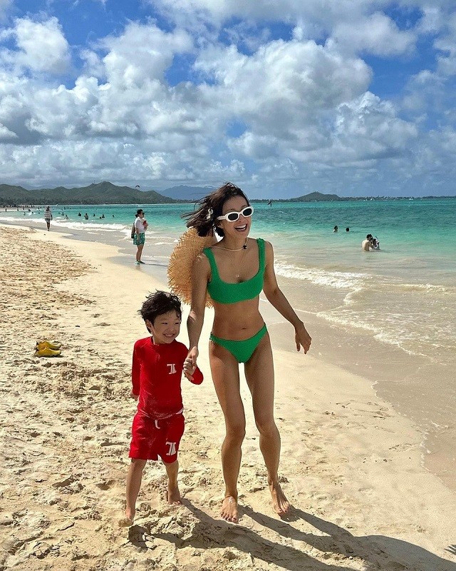 Hình ảnh mới nhất của Lee Si Young