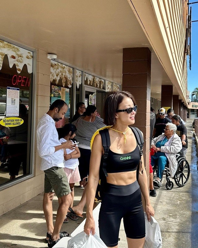 Mỹ nhân bị ghét nhất Vườn Sao Băng mê hình tượng cơ bắp, không mỡ thừa ở tuổi 41 - Ảnh 1