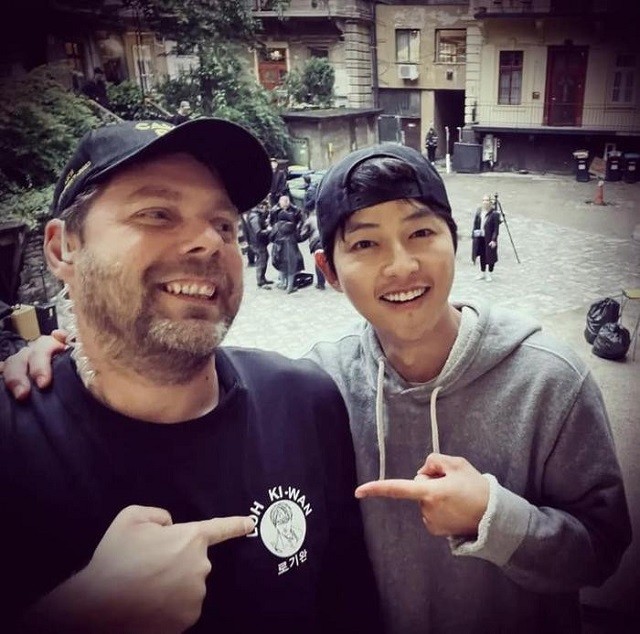 Song Joong Ki đánh bay vẻ đẹp tài tử từng có tại LHP Cannes 2023 4 Song Joong Ki đánh bay vẻ đẹp tài tử từng có tại LHP Cannes 2023 4