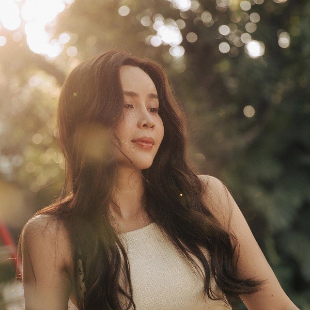 Lưu Hương Giang lộ diện hậu thông báo tin vui, nhan sắc lão hóa gây chú ý - Ảnh 2 Lưu Hương Giang lộ diện hậu thông báo tin vui, nhan sắc lão hóa gây chú ý - Ảnh 2