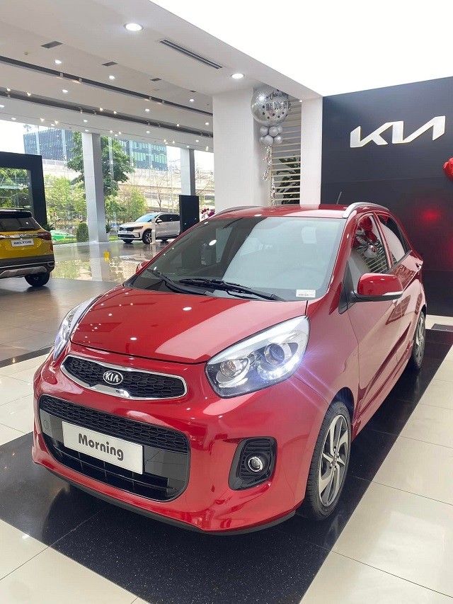 Kia Morning 2024 chính thức lộ diện, gây sốt với một chi tiết cực xịn sò khiến Wigo, Grand i10 phải 'rén' - Ảnh 2 Kia Morning 2024 chính thức lộ diện, gây sốt với một chi tiết cực xịn sò khiến Wigo, Grand i10 phải 'rén' - Ảnh 2