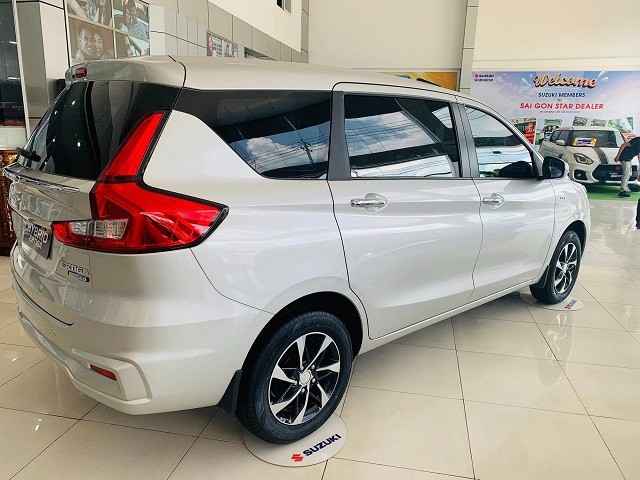 Suzuki Ertiga giảm giá chạm đáy, cơ hội mua xe giá rẻ chưa từng có tiền lệ - Ảnh 1 Suzuki Ertiga giảm giá chạm đáy, cơ hội mua xe giá rẻ chưa từng có tiền lệ - Ảnh 1