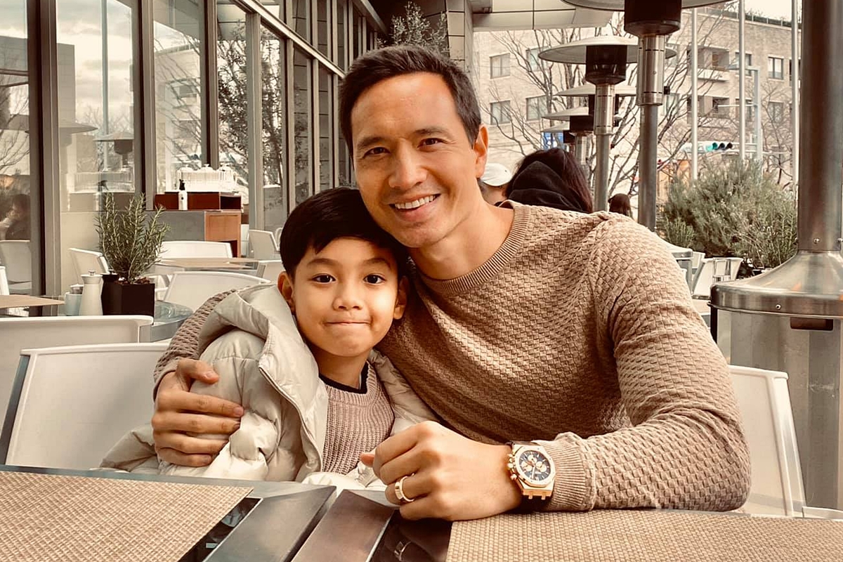 Kim Lý vừa là người bạn, vừa là người bố thứ 2 của Subeo. Ảnh internet