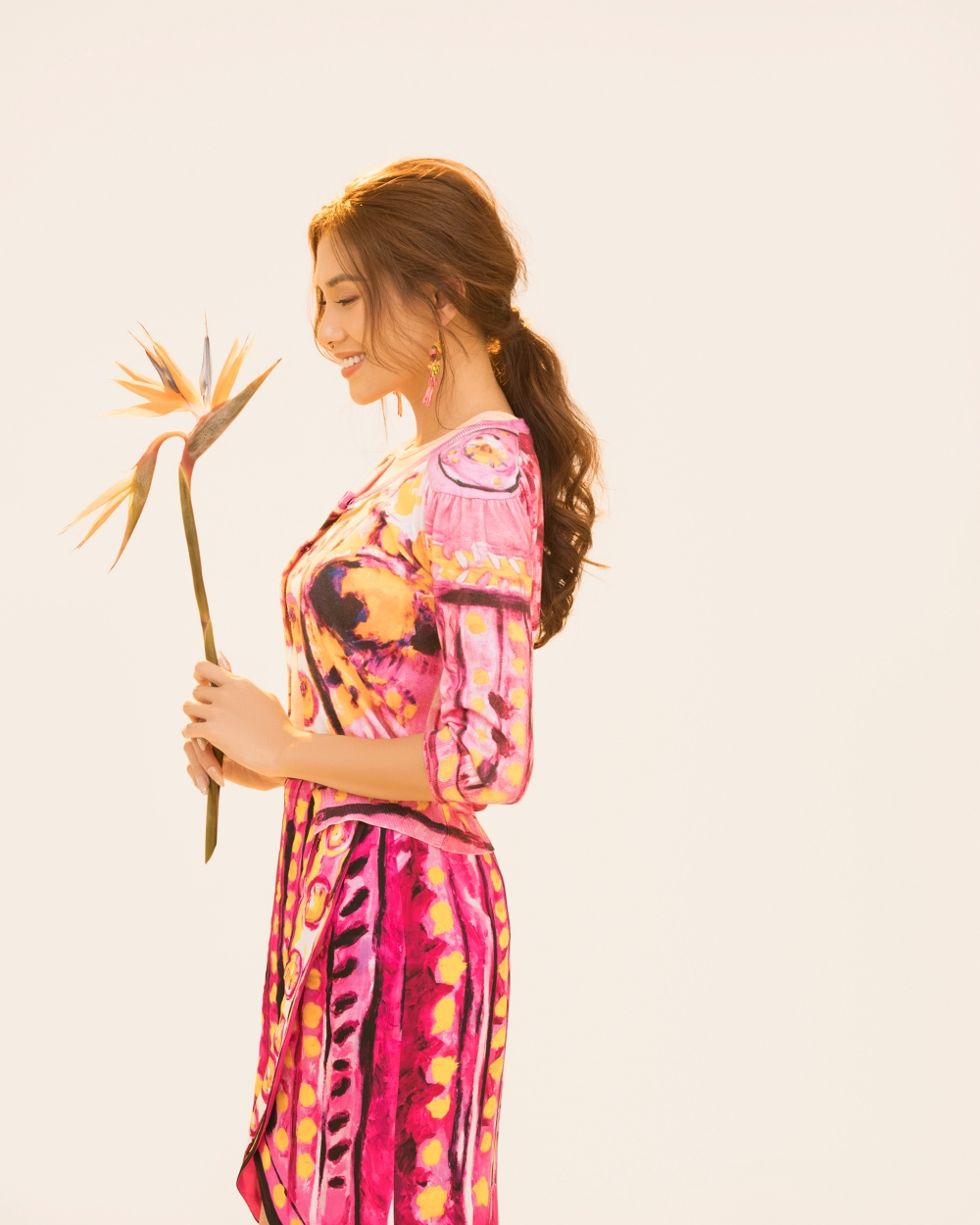 Siêu mẫu Võ Hoàng Yến thay đổi khó nhận ra: Còn đâu hình ảnh cá tính, lầy lội - Ảnh 2