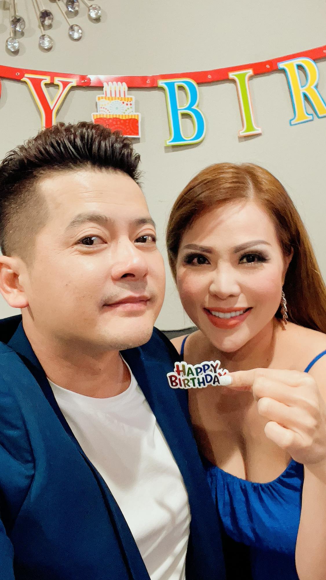 Hoàng Anh không ngại công khai tình cảm bên Thắm Bebe. Ảnh FBNV