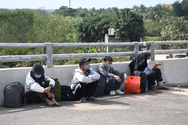 Tin tức pháp luật 24h: Dưới trướng Đường Nhuệ, dịch vụ tang lễ hoạt động 'lệch sóng' liền bị chặn xe đánh đập, cắt địa bàn - Ảnh 1 Tin tức pháp luật 24h: Dưới trướng Đường Nhuệ, dịch vụ tang lễ hoạt động 'lệch sóng' liền bị chặn xe đánh đập, cắt địa bàn - Ảnh 1