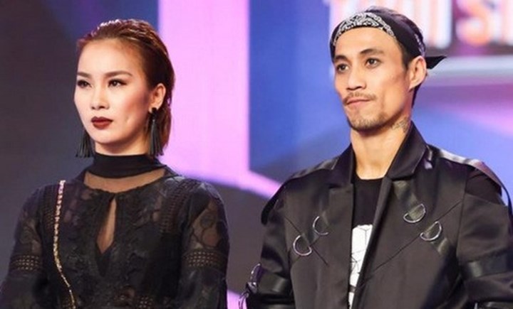 Phạm Lịch, Phạm Anh Khoa từng gây xôn xao vì 'bàn tay hư hỏng'. Ảnh internet Phạm Lịch, Phạm Anh Khoa từng gây xôn xao vì 'bàn tay hư hỏng'. Ảnh internet