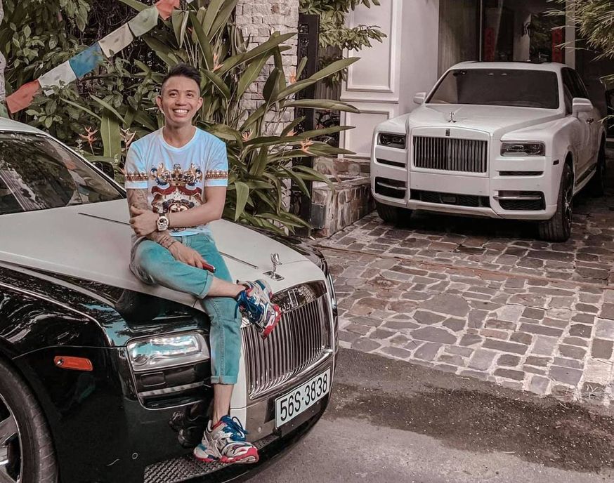 Minh Nhựa nổi tiếng là dân chơi siêu xe nổi tiếng. Ảnh internet