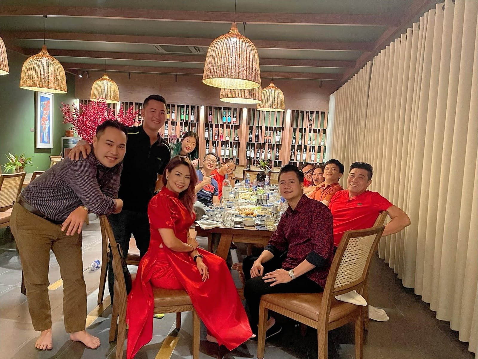 Thanh Thảo hội ngộ Quang Dũng trong căn biệt thự của nam ca sĩ. Ảnh internet