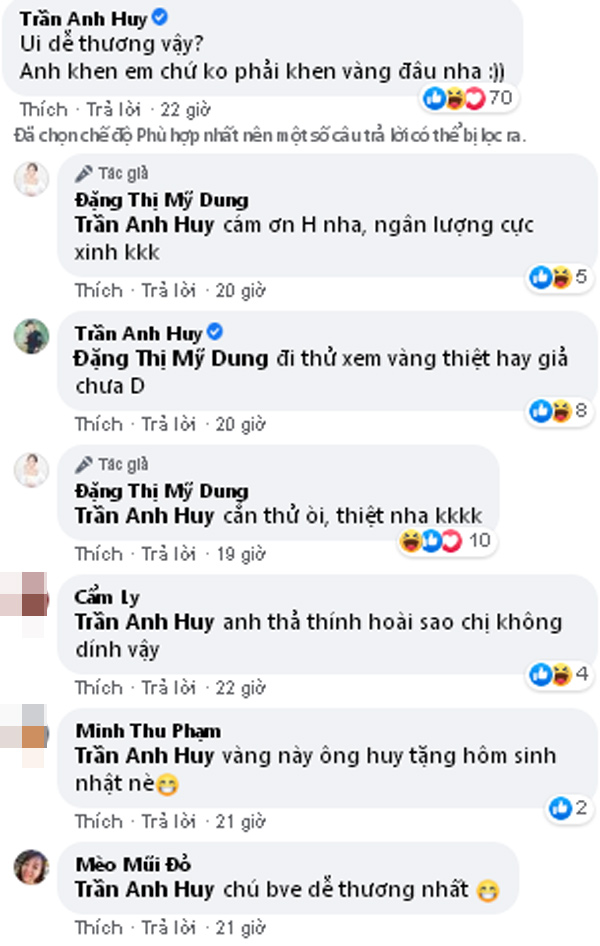 Cư dân mạng soi ra chi tiết số vàng là do Trần Anh Huy tặng. Ảnh internet Cư dân mạng soi ra chi tiết số vàng là do Trần Anh Huy tặng. Ảnh internet