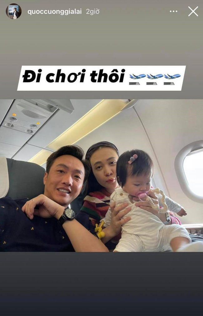 Cường đô la lại tiếp tục làm lộ dung nhan thật của vợ mới: Mặt mộc của Đàm Thu Trang có phần kém sắc hơn với ảnh tự đăng. Ảnh FBNV Cường đô la lại tiếp tục làm lộ dung nhan thật của vợ mới: Mặt mộc của Đàm Thu Trang có phần kém sắc hơn với ảnh tự đăng. Ảnh FBNV