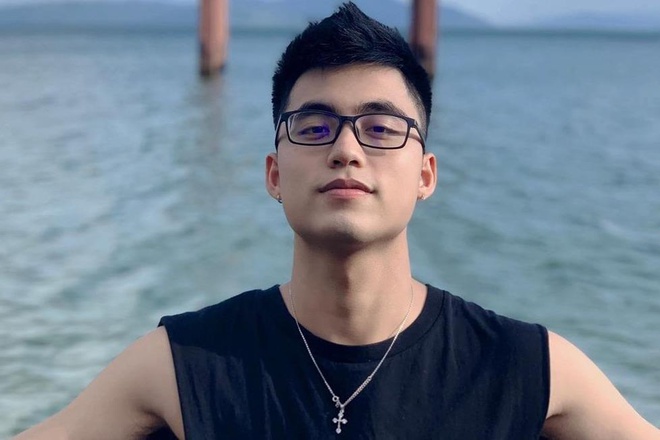 Ngoại hình điển trai của Việt Hoàng khiến nhiều người ngưỡng mộ. Ảnh internet