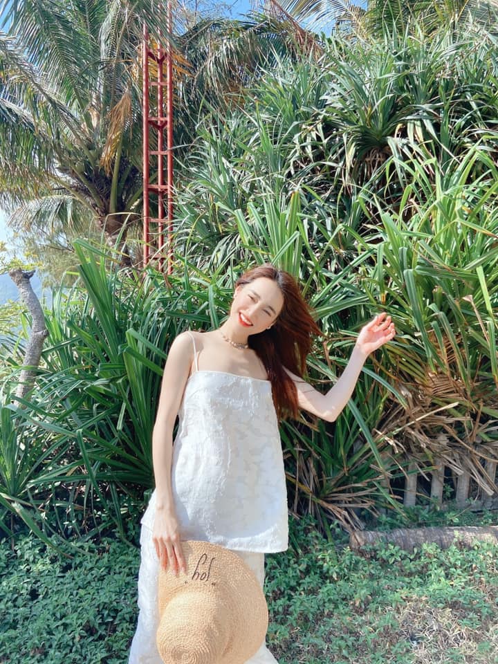 Nhã Phương xinh tươi với hình ảnh đã qua chỉnh sửa. Ảnh FBNV