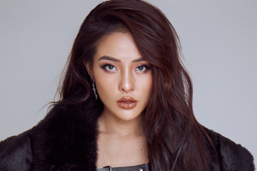 Ngân 98 - cô nàng có muôn vàn tai tiếng trong showbiz sau khi công khai yêu Lương Bằng Quang. Ảnh internet Ngân 98 - cô nàng có muôn vàn tai tiếng trong showbiz sau khi công khai yêu Lương Bằng Quang. Ảnh internet