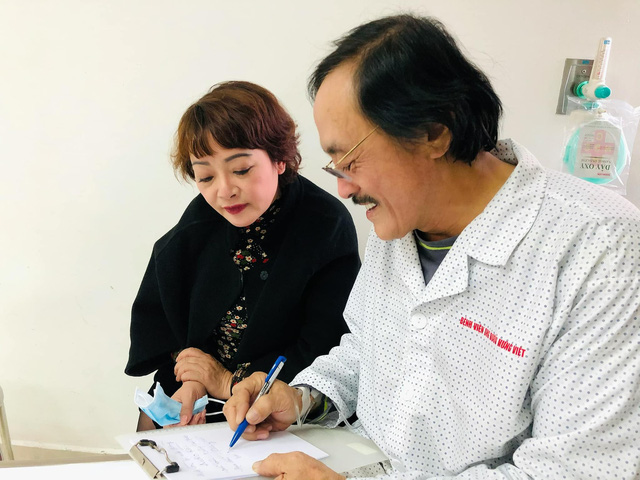 Nghệ sĩ Giang còi trở bệnh nặng, đăng bán gấp xe hơi để chạy chữa - Ảnh 4 Nghệ sĩ Giang còi trở bệnh nặng, đăng bán gấp xe hơi để chạy chữa - Ảnh 4