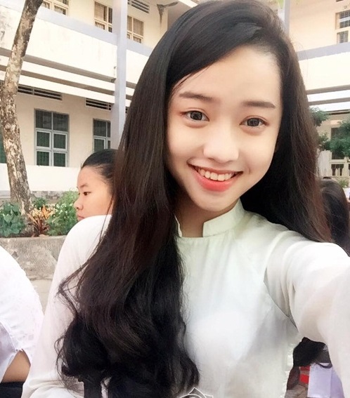 Trước đây, cô nàng thường 'thả thính' bằng những hình ảnh ngây thơ, trong sáng. Ảnh FBNV Trước đây, cô nàng thường 'thả thính' bằng những hình ảnh ngây thơ, trong sáng. Ảnh FBNV